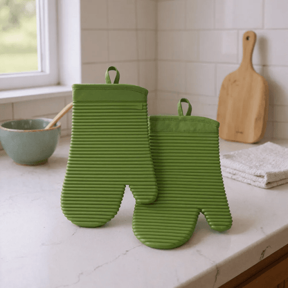 HEATSAFE – Non-slip silicone oven gloves for maximum heat protection 12