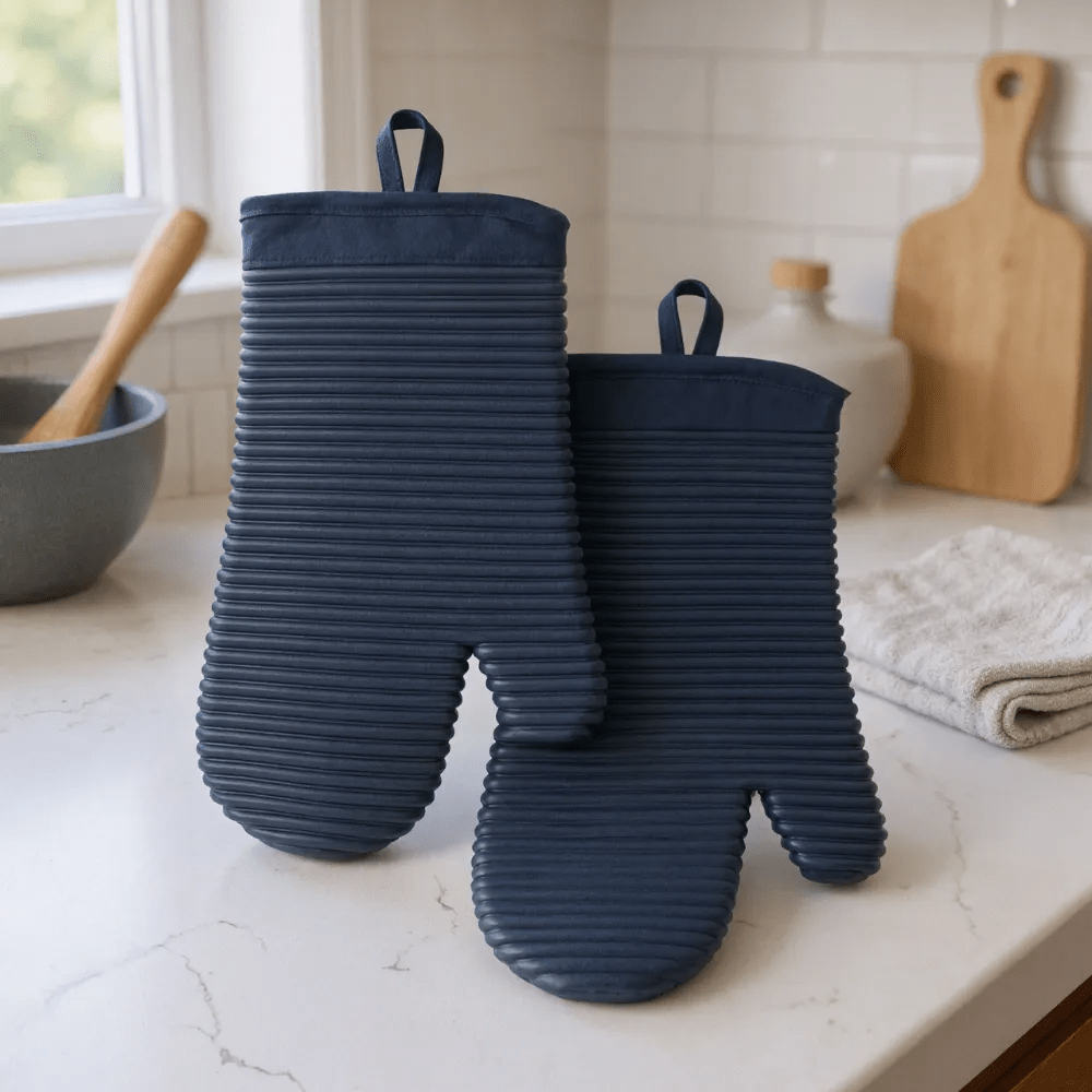 HEATSAFE – Non-slip silicone oven gloves for maximum heat protection 15