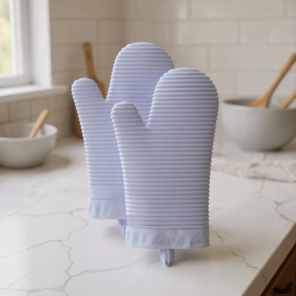 HEATSAFE – Non-slip silicone oven gloves for maximum heat protection 9