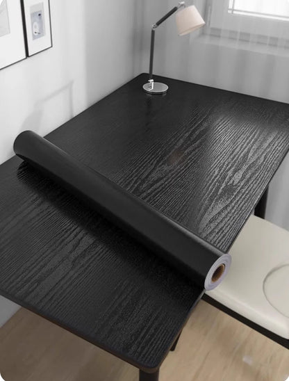 URBANDESIGN – Black peel-and-stick wallpaper in wood look for modern interior upgrades 11